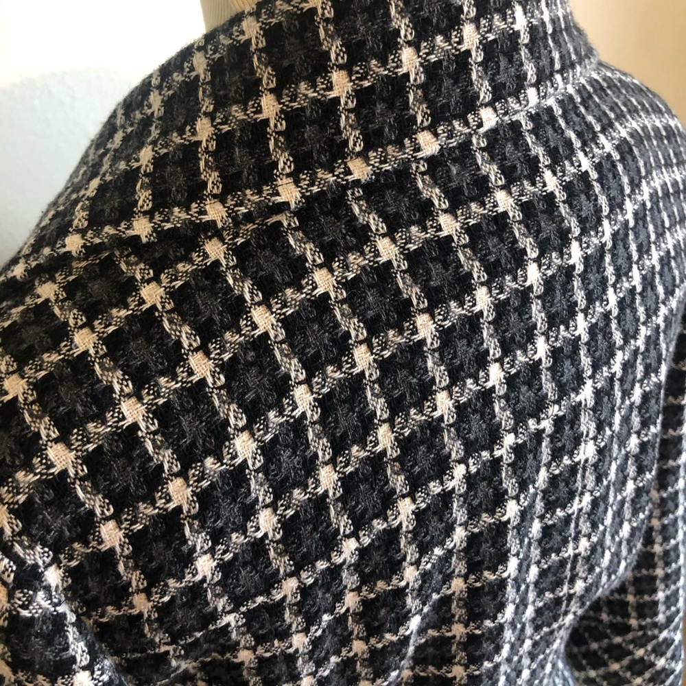 Semantiks Pattern Large Jacket - Picture 8 of 8